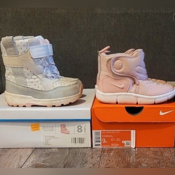 Toddler Snow Boots (8c & 9c) - Picture 1 of 7